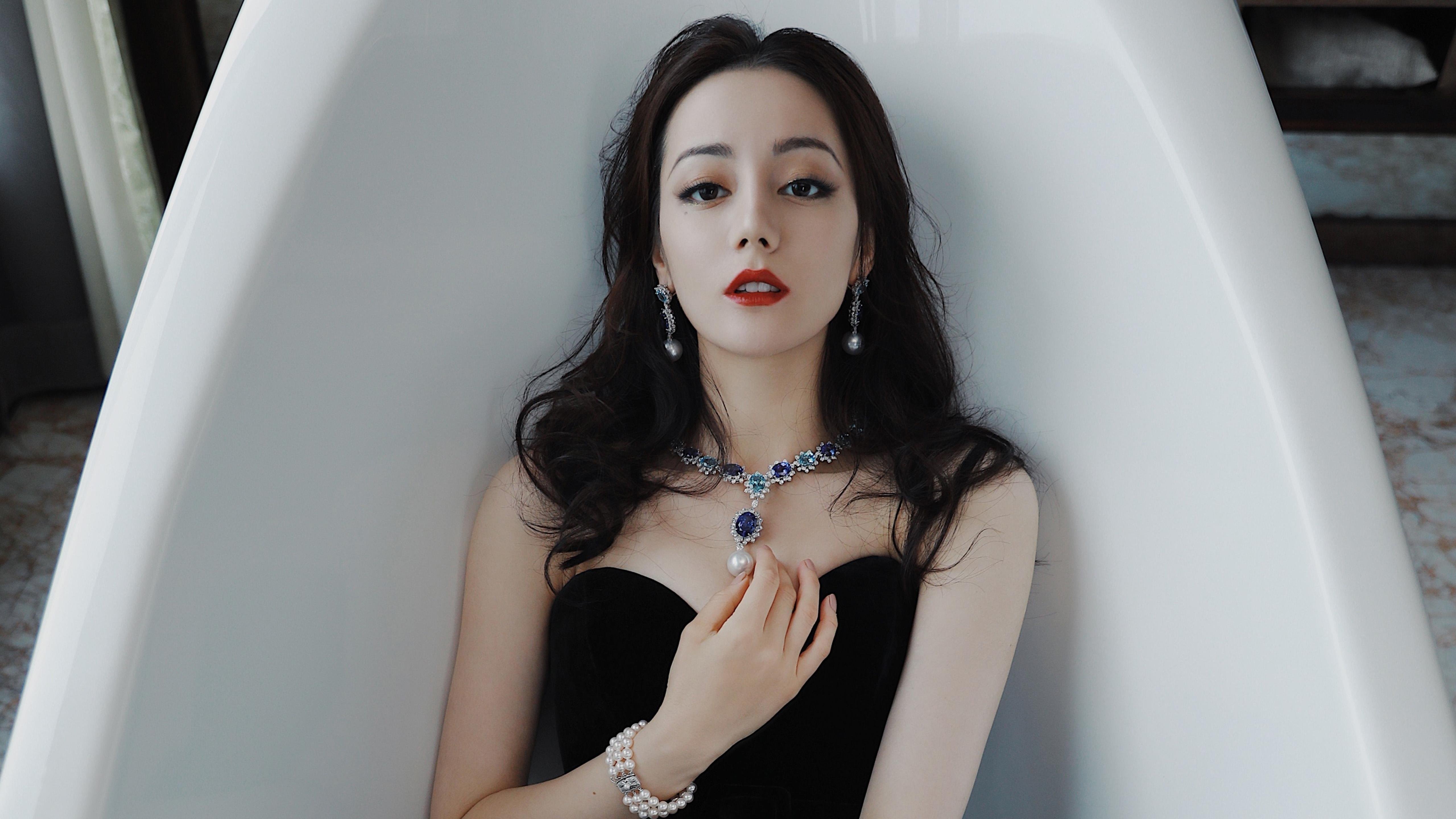 尼日利亚年轻球员崭露头角，尼日利亚年轻球员崭露头角图片