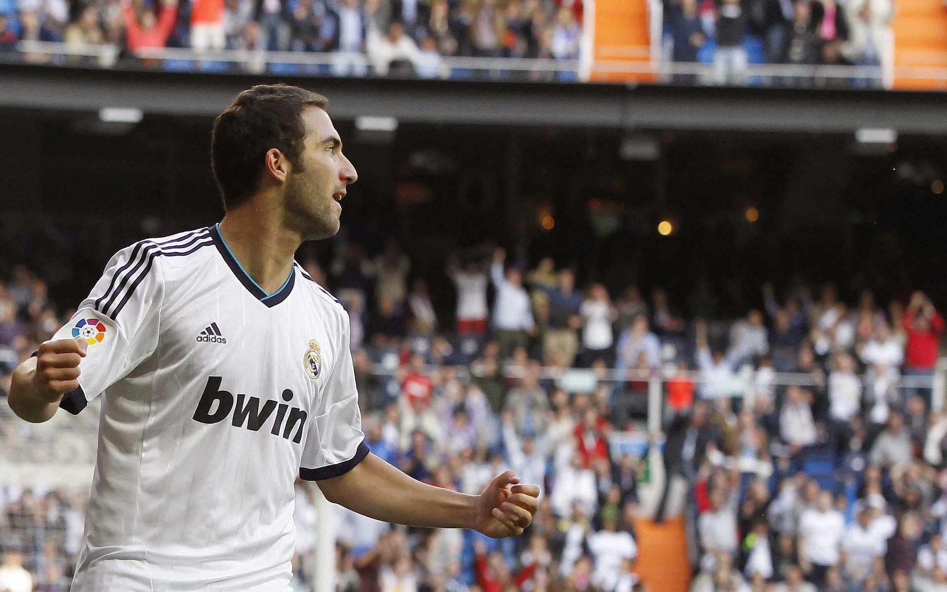 英超：曼城逆转阿森纳，争冠悬念继续升温，曼城[-2]vs阿森纳