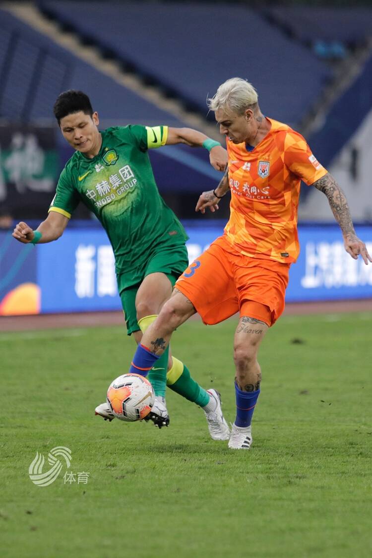 乐鱼体育:新赛季中超引入VAR技术，如何改变比赛？的简单介绍
